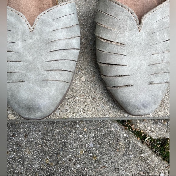 Earthshoe sandals, grey, pointy - Picture 7 of 9